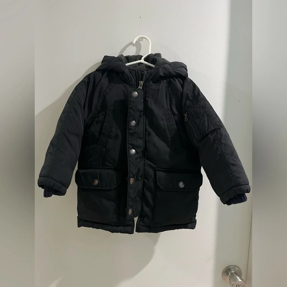 GAP Kids Black Puffer Jacket with Hood, size 3 years
